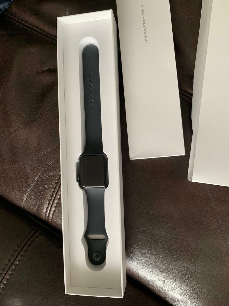 apple watch series 3 gps 42mm space grey aluminium
